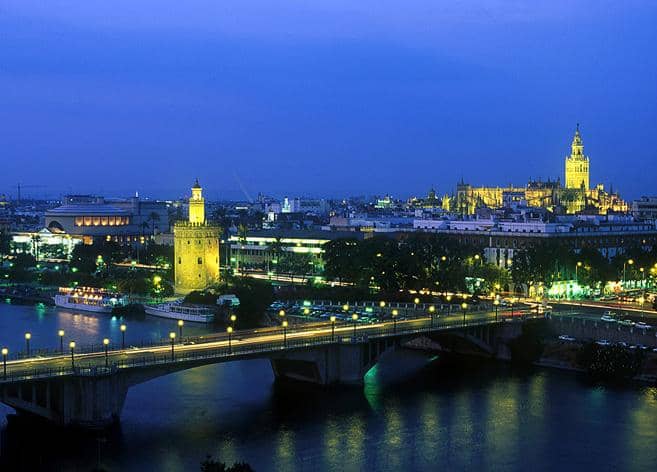 Muelle de la Torre del Oro