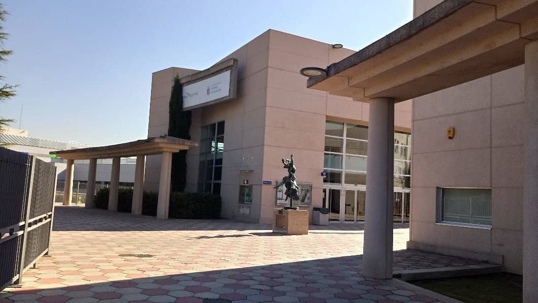 Centro Cultural MIRA