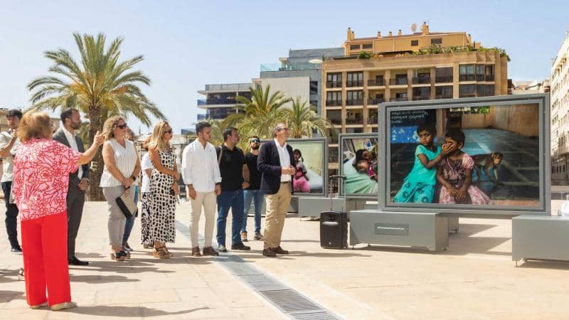 Plaza SS.MM. los Reyes de España