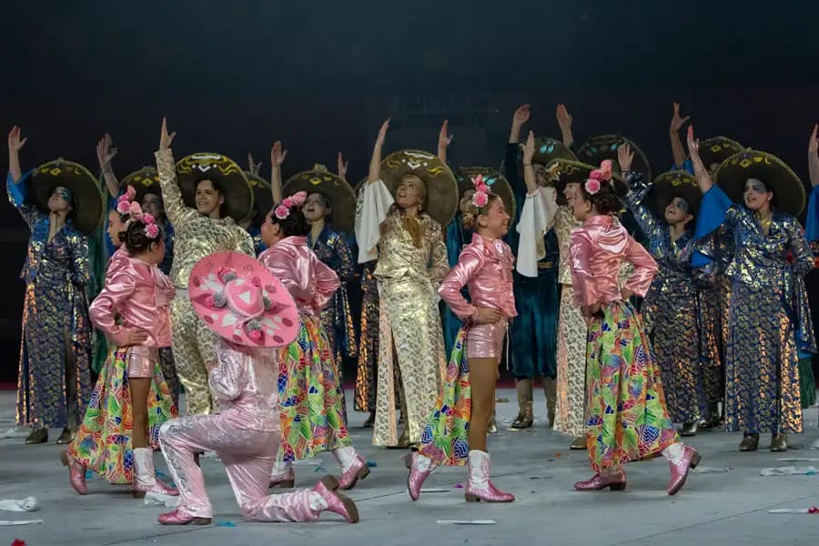 Presentación de Comparsas en Illunbe