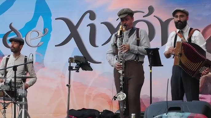 Concierto de Comando Curuxás