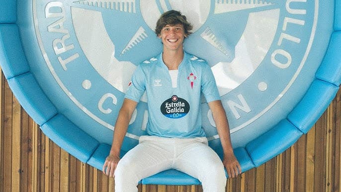 Partido de fútbol Celta de Vigo vs Osasuna