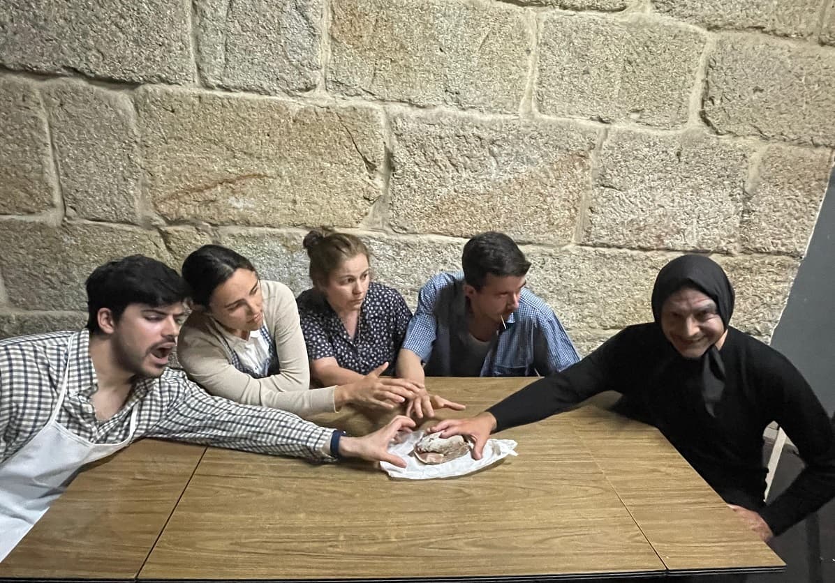 3ª Mostra de Teatro de Barrio - 'AI AVOA!'