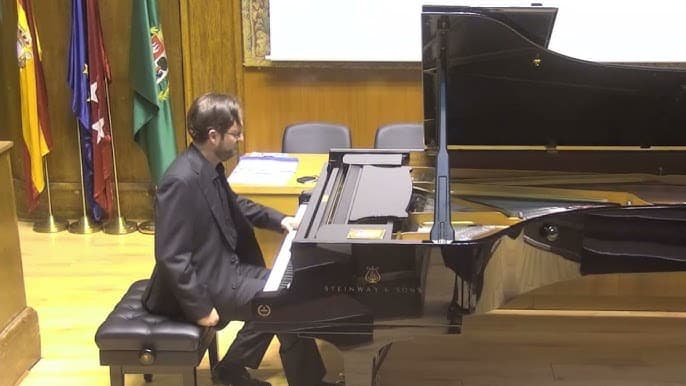 El pianista de la mano izquierda. 'Los Románticos del piano' De Chopin a Ludovico y nuestro flamenco.