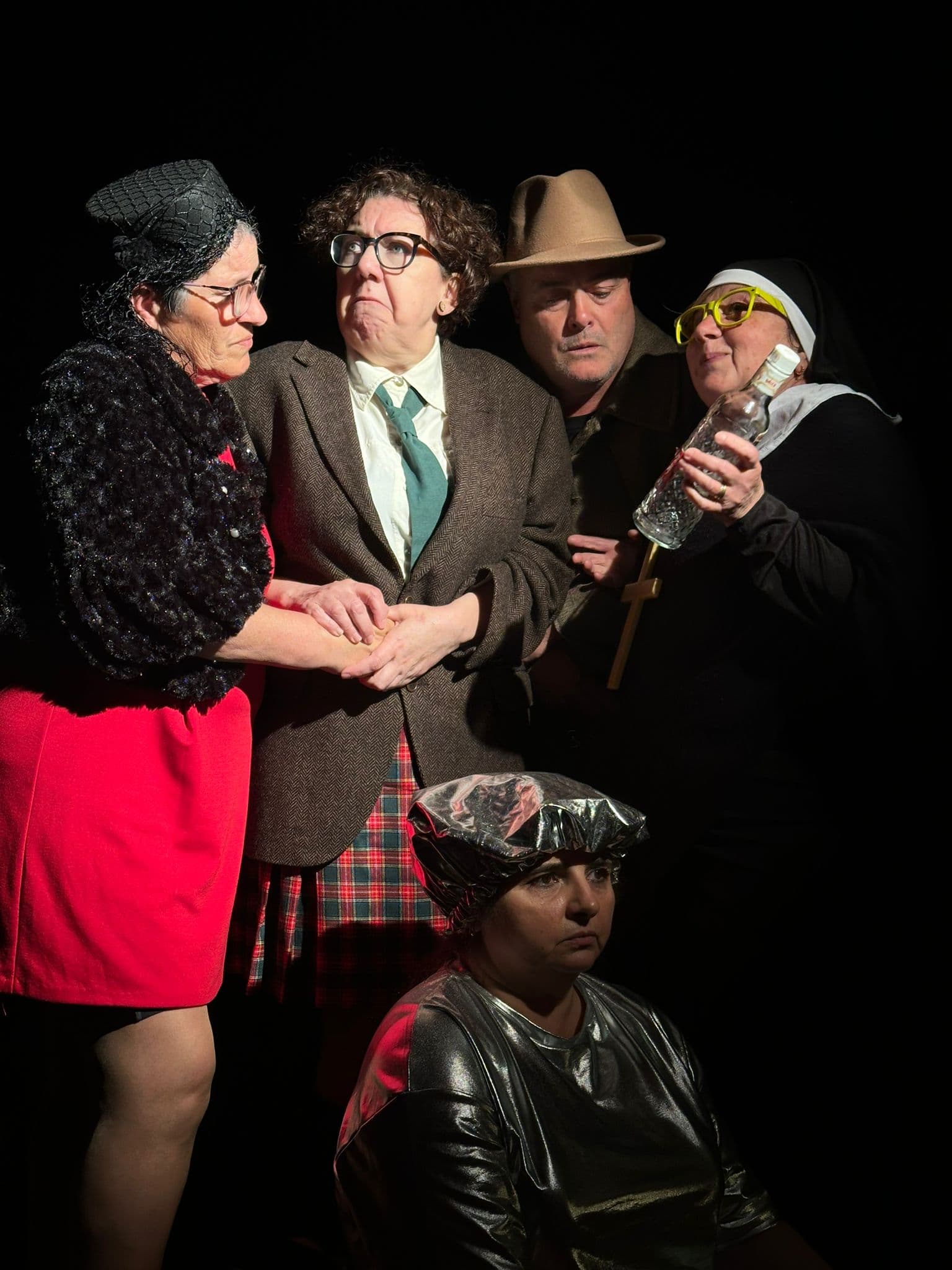 Circuíto Galego de Teatro Amador 2025 – SOMBRAS NA NOITE