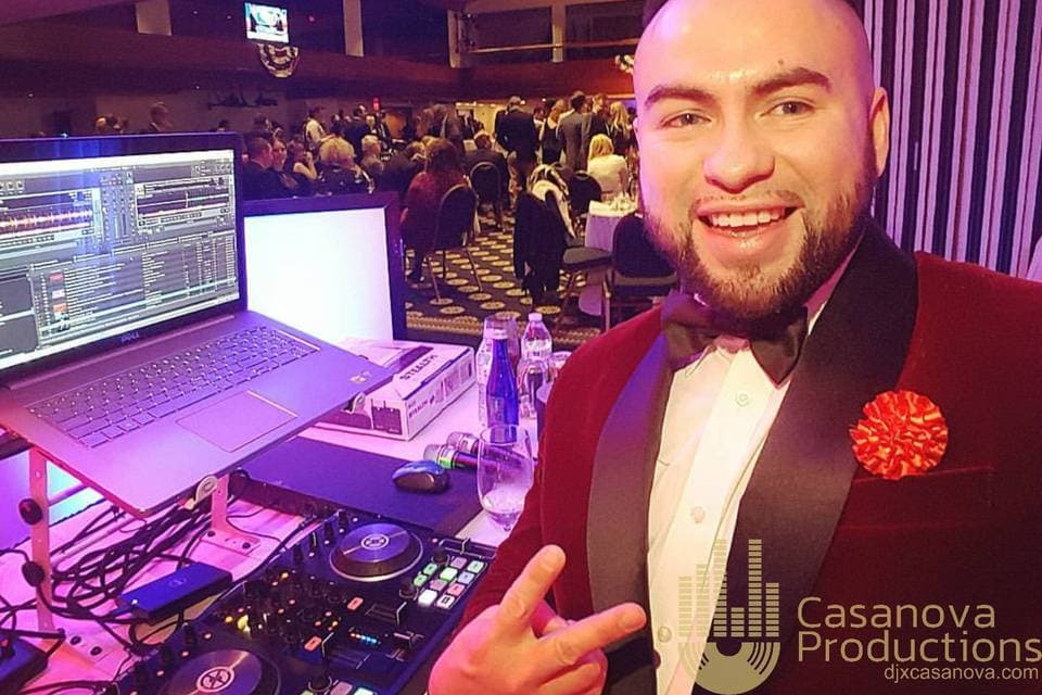 Actuación de DJ Casanova