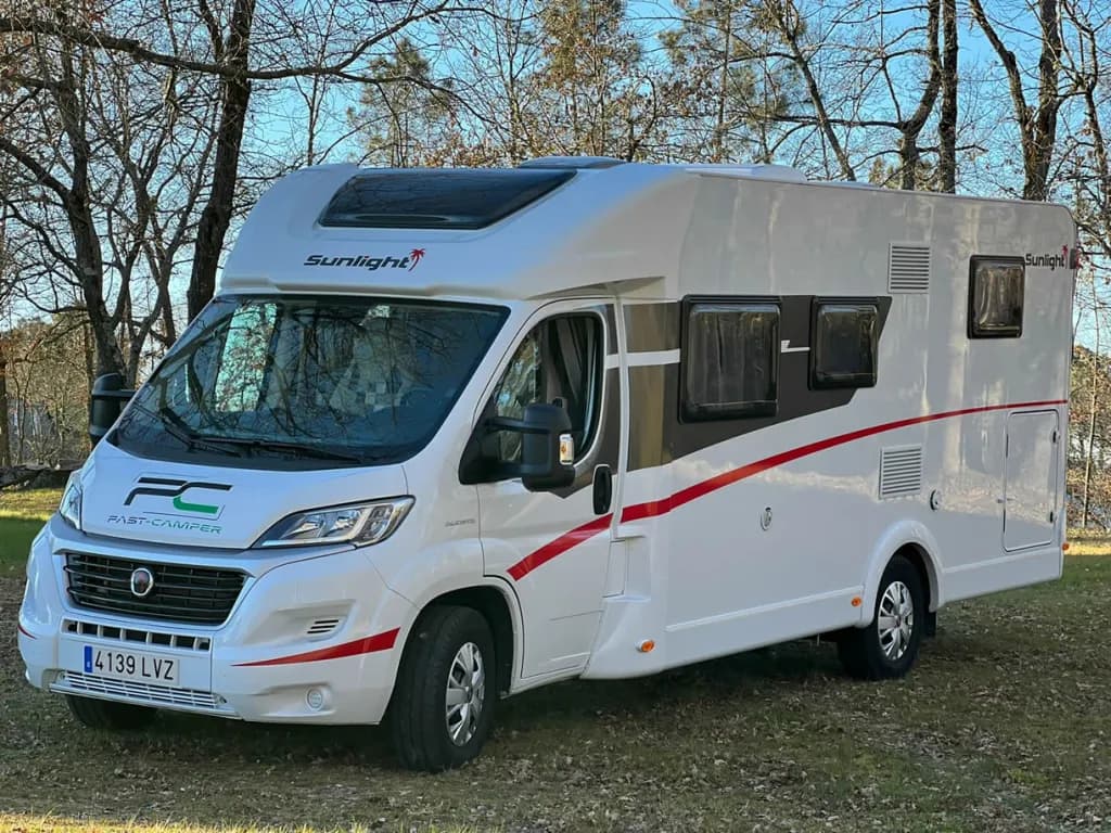 Ourense en Autocaravana: Rutas de Otoño para Desconectar