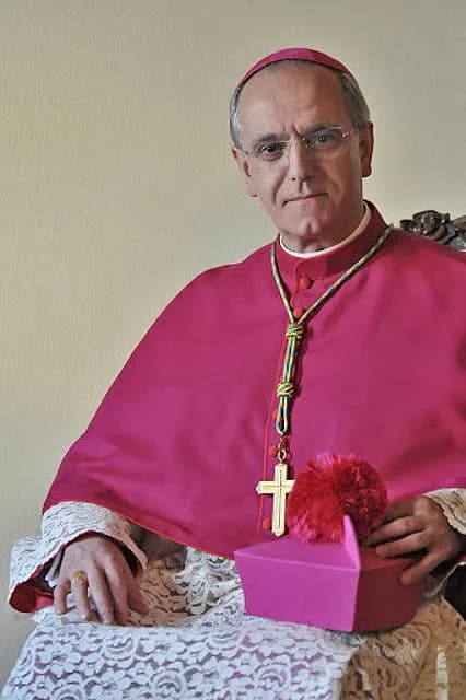 Misa en el cementerio de Santa Marina