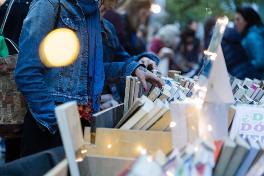 Firma de libros de Marta Estévez