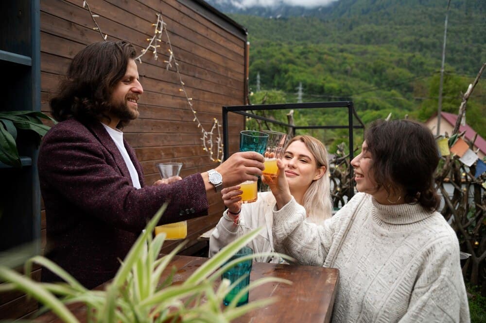 Casa Amara: El bar efímero de Hijos de Rivera en A Coruña