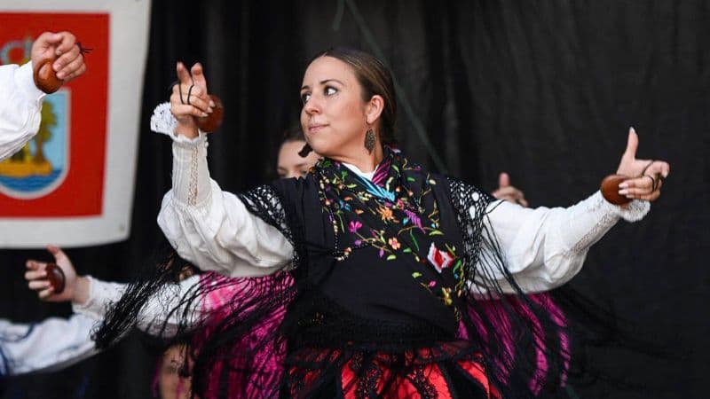 Festival Folclórico Internacional de Coruxo