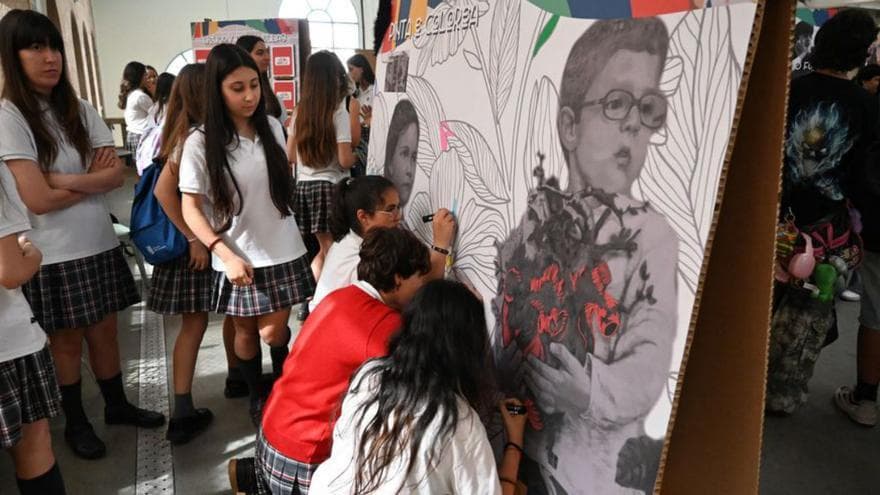 Invitación en el Mercado a recorrer la historia del arte desde una óptica feminista