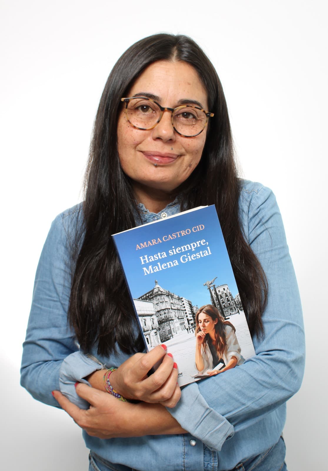 Presentación y firma de Hasta siempre, Malena Giestal