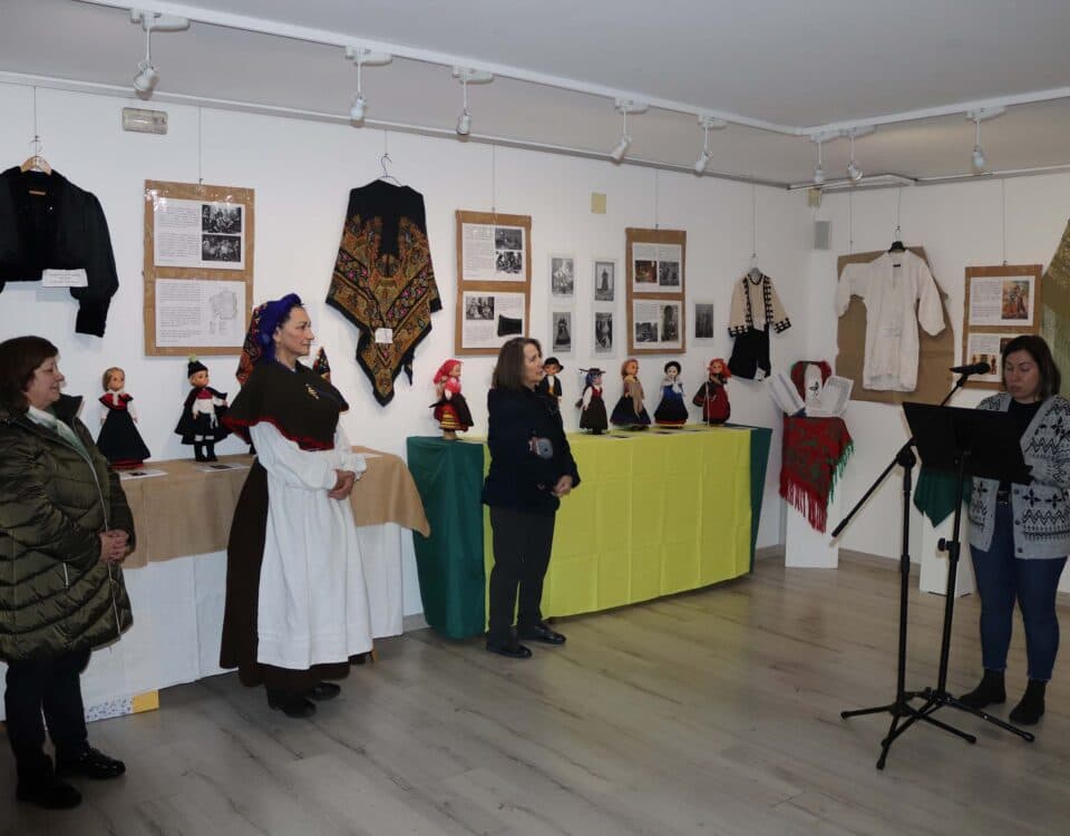 Exposición traxes tradicionais de Galicia