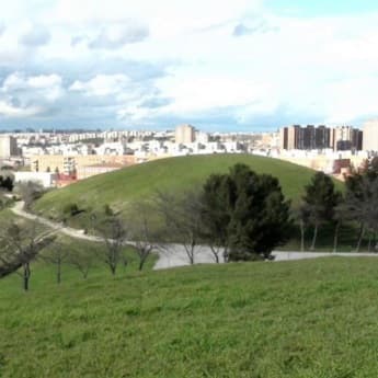 Entreparques: Del Cerro del Tío Pío a Ruta Escultórica de Palomeras