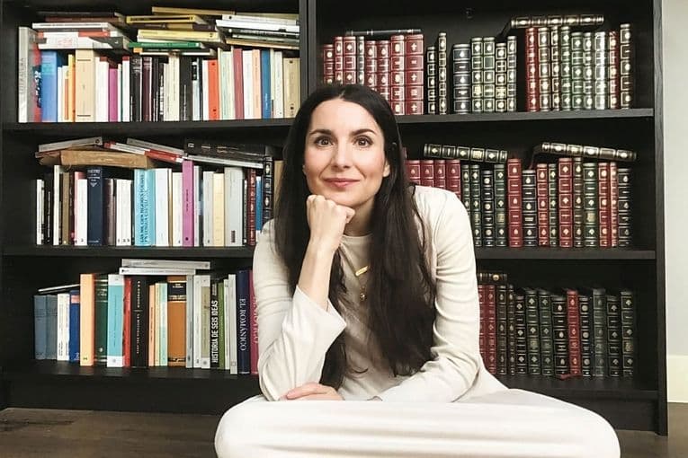Ciclo de la poesía viva – Carmen Palomo Pinel