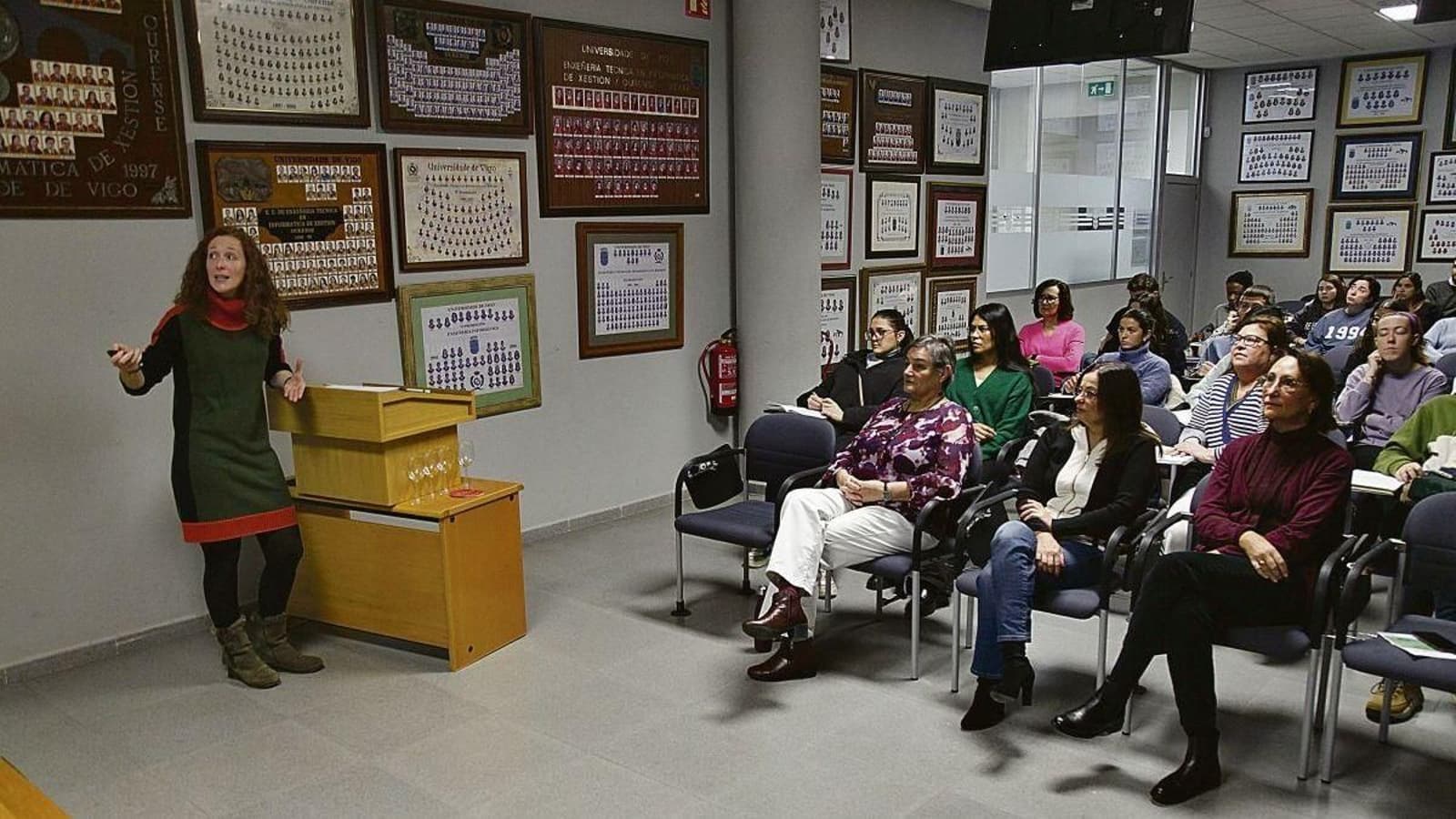 Charla de Ainhoa Lucía Quintana