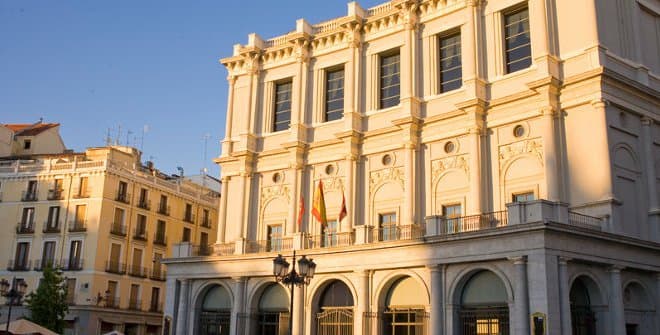 Teatros y auditorios