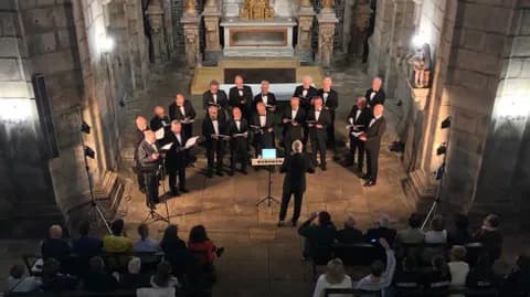 Música coral para arreglar la iglesia de Conxo