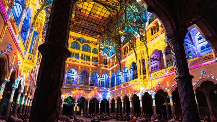 Enlightenment: una experiencia luminosa e inmersiva