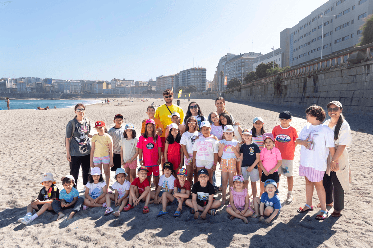 Curso para nenos e nenas sobre o servizo de salvamento das praias