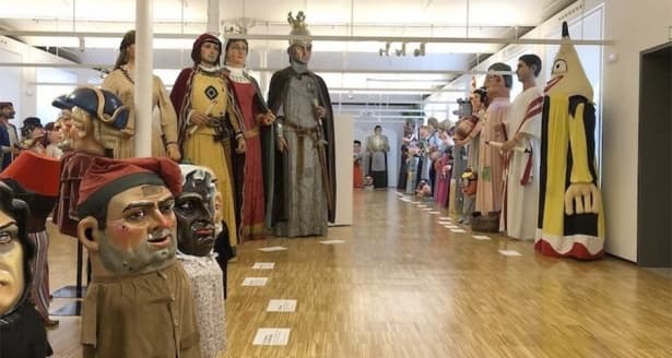 Els gegants i figures de Mataró t'esperen tot l'estiu a Can Marfà