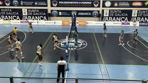 Derbi del Aceites Abril Voleyourense contra la violencia de género