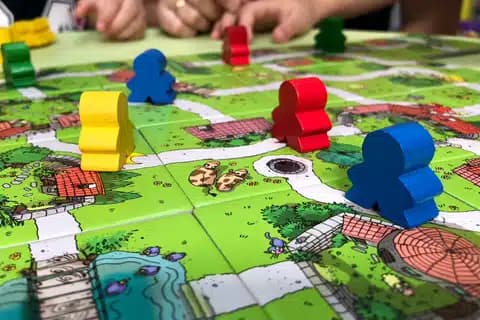 ¡Mueve ficha! Juegos en la biblioteca