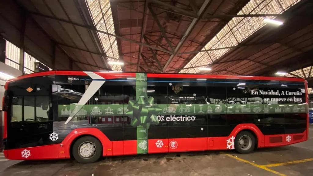 Autobús navideño de la Compañía de Tranvías