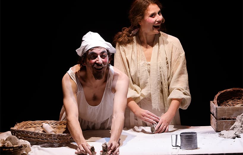 ESTRÉNATE · CÍA. ASOCIACION CULTURAL ESCENICA MUSALOKA KOLEKTIBOA: «ROJO NIEVE»