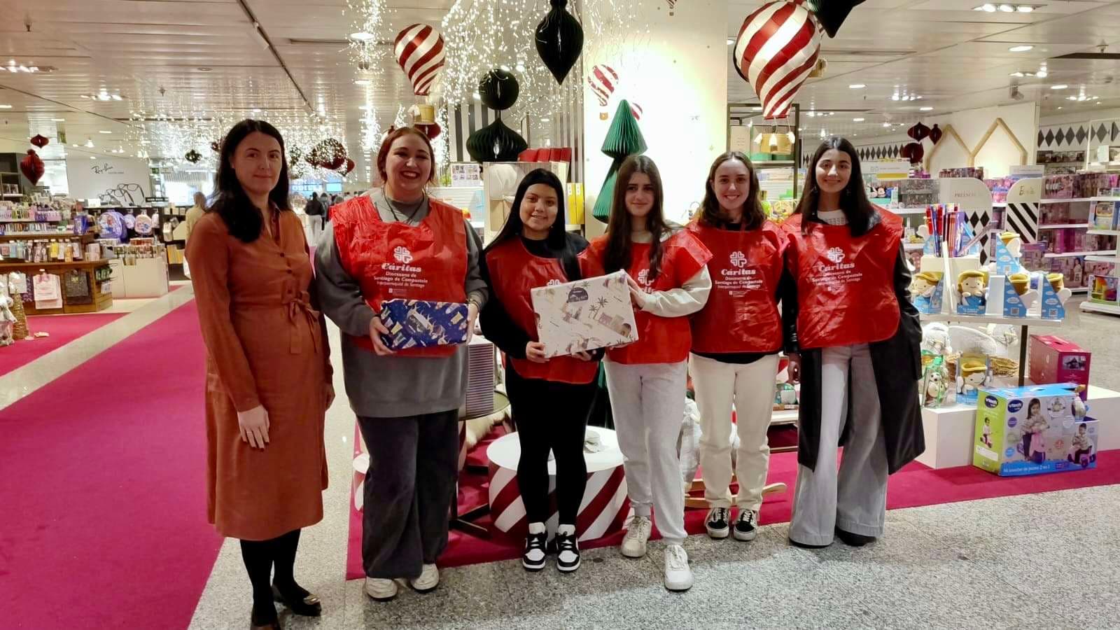 Campaña solidaria 'Agasallos de Nadal 2025'