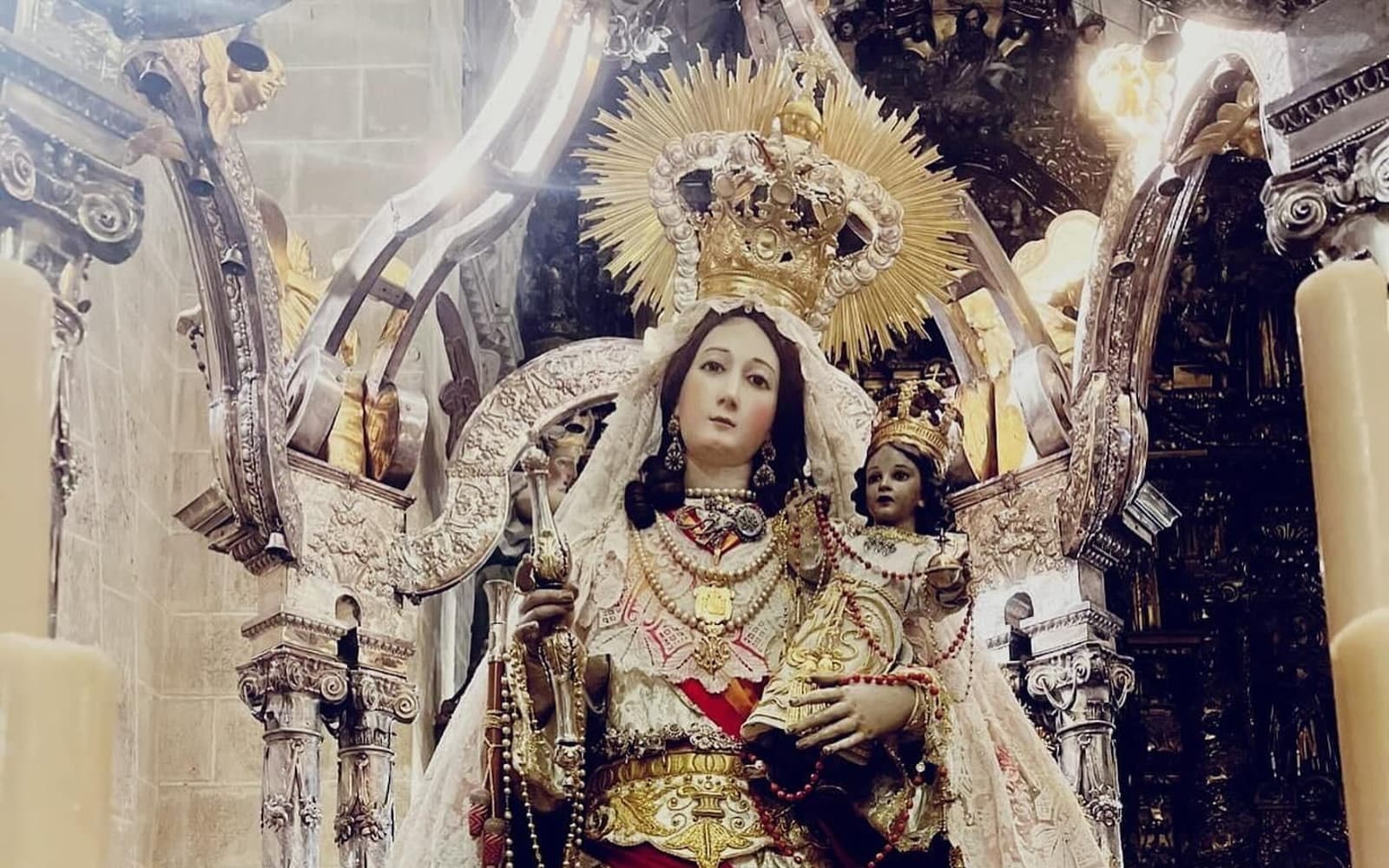 Salida extraordinaria de la Virgen del Rosario de Montañeses