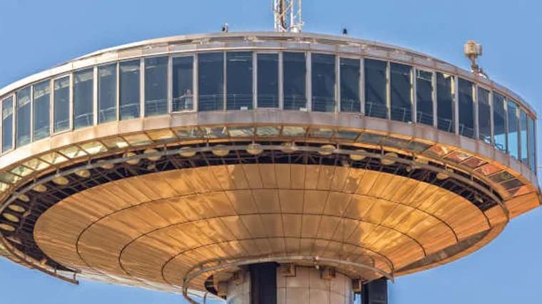 Visita al Faro de Moncloa
