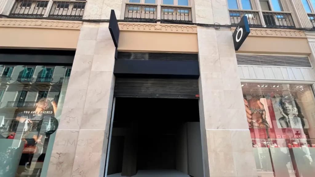 Inauguración de la nueva tienda oficial del Málaga C.F.