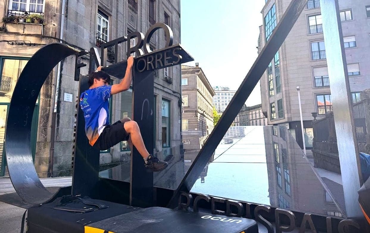 Ponte A Escalar - I Aberto de Escalada urbana Pontevedra
