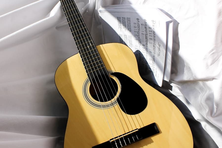 Alumnado de guitarra, guitarra eléctrica y bajo