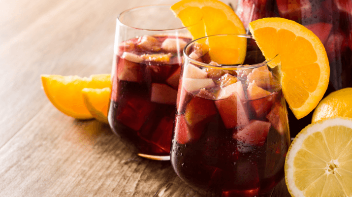 Cuina oberta amb Roda Blava: Aprèn a fer la millor sangria del Prat