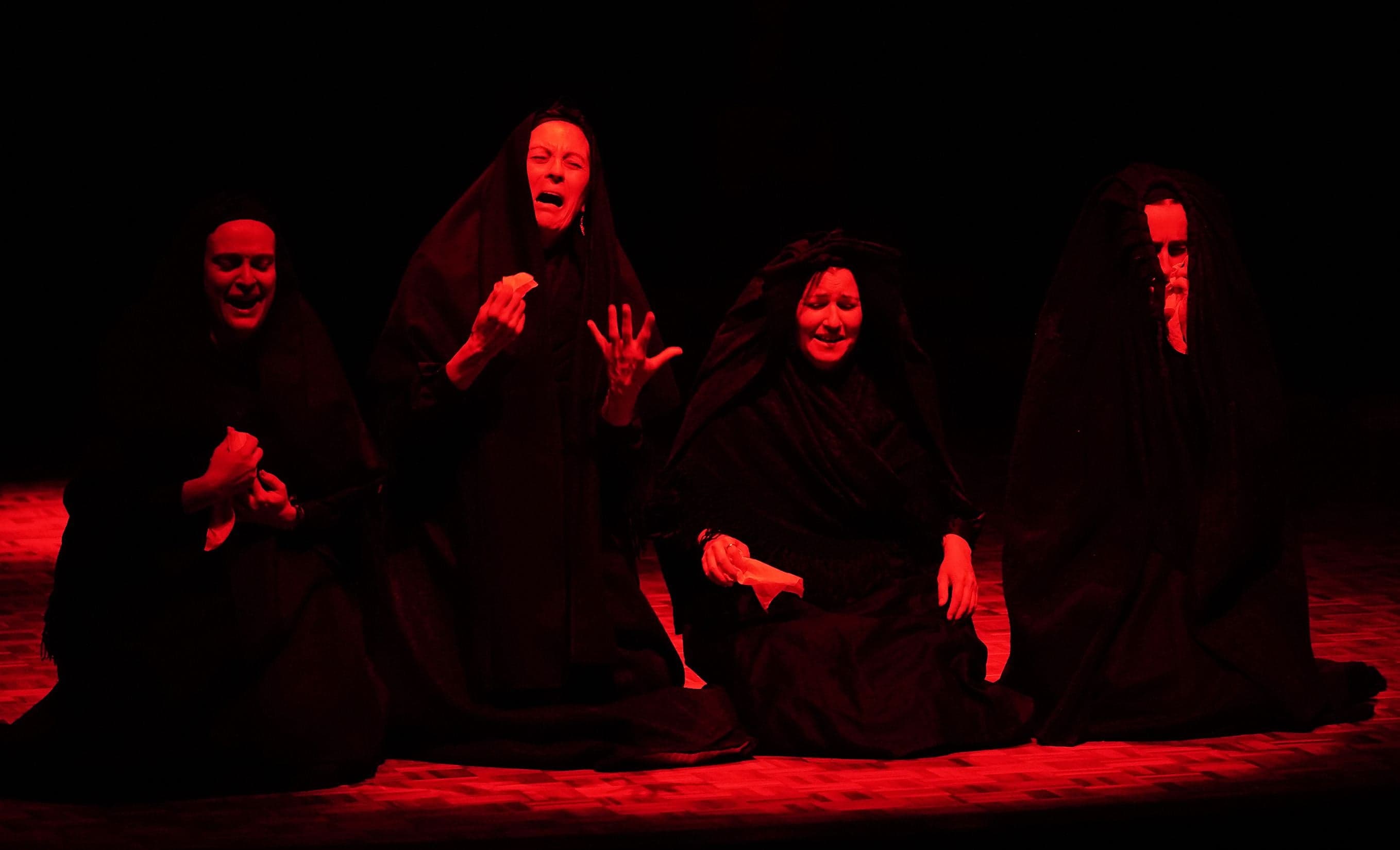 Representación teatral de 'Os vellos non deben de namorarse'