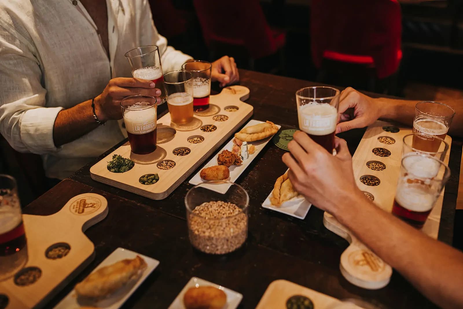 Cata aliñá con gastronomía de la buena (Visita + Cata maridada)