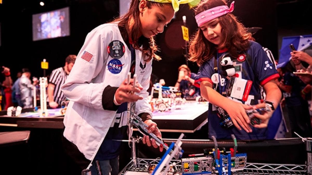 Campus Tecnológico de Verano 'Misión: Salvar la Tierra'