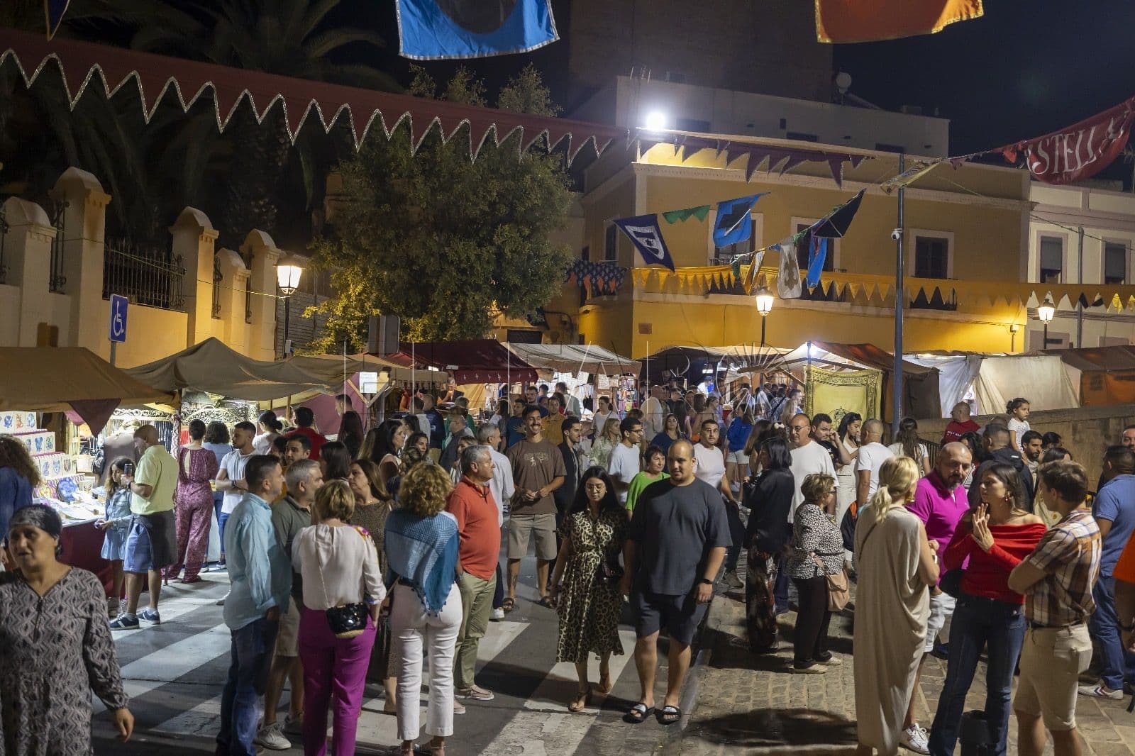 Mercado Renacentista de Carlos V