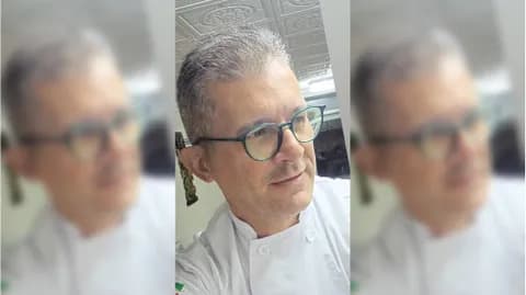 Presentación de libro Esencia. En cuerpo y alma