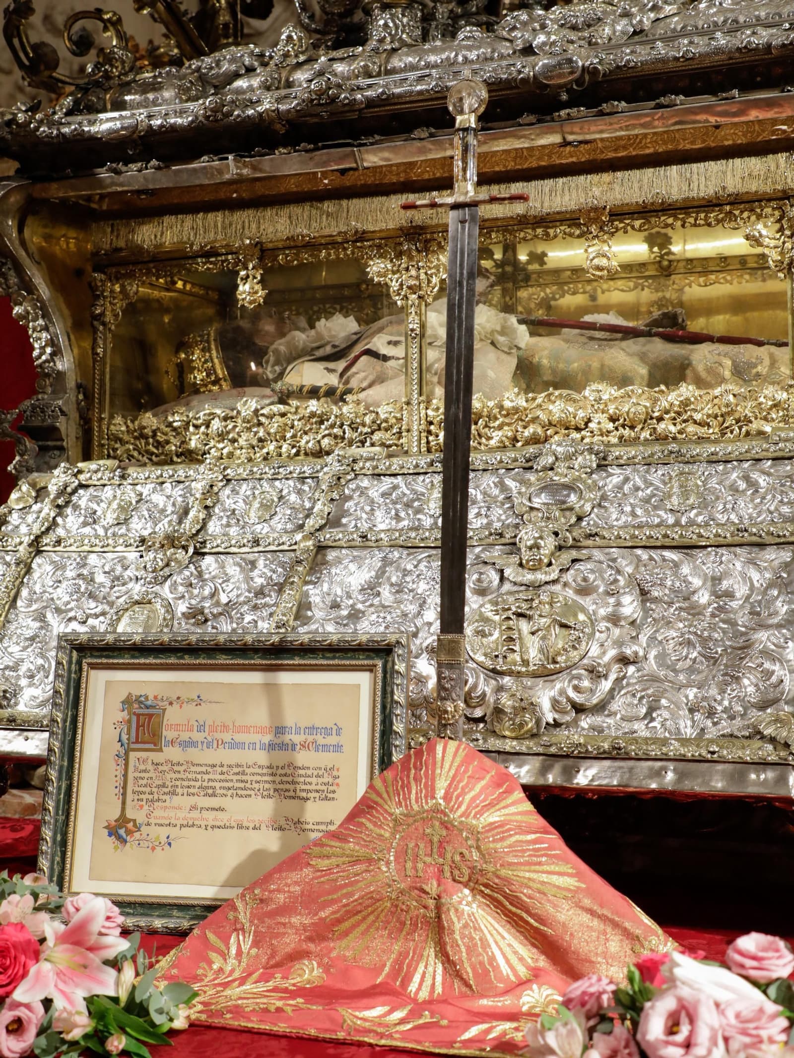 Apertura de la urna de San Fernando