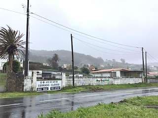 Spot Surf School