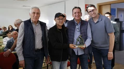 Relación entre jugador, entrenador, director deportivo y representante
