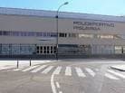 Vista exterior de la fachada principal y acceso al Pabellón Polideportivo Pisuerga