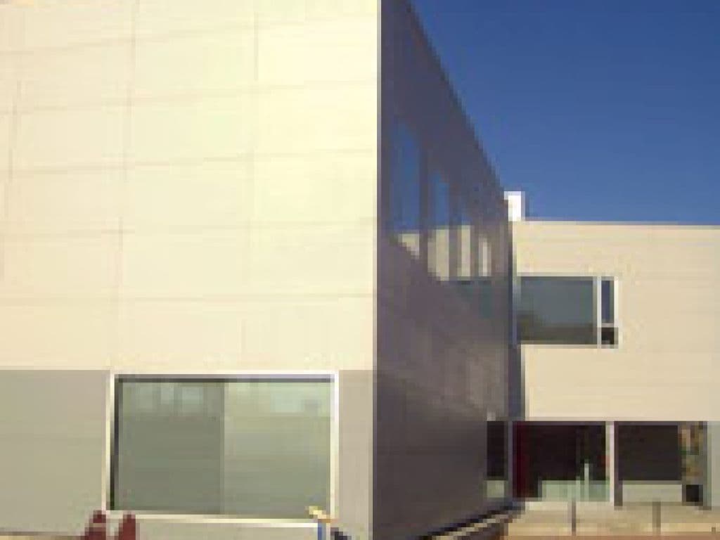Centro Sociocultural do Castiñeiriño "Agustín Bueno" | Espacios y ...