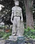 Estatua de Camilo Nogueira Martínez en la Praza de Compostela