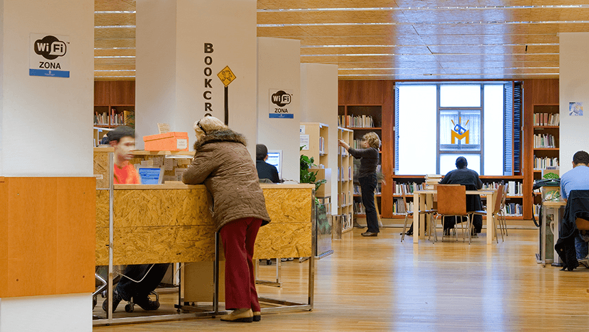 Biblioteca Municipal Sagrada Familia