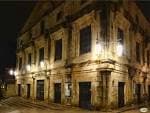 Teatro Principal de Pontevedra iluminado por la noche